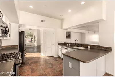 993 E Madera Estates Lane, Sahuarita, AZ 85629 - Photo 7