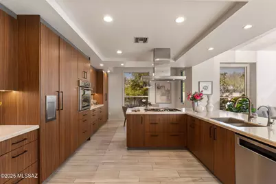 5671 N Placita Stilbayo, Tucson, AZ 85718 - Photo 9