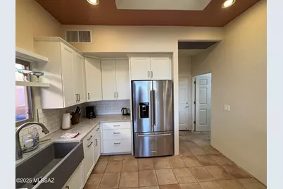 3352 W Saguaro Valley Court, Tucson, AZ 85745 - Photo 17