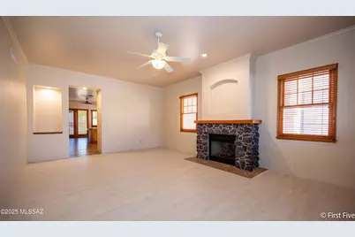 624 E 2nd Street, Tucson, AZ 85705 - Photo 3