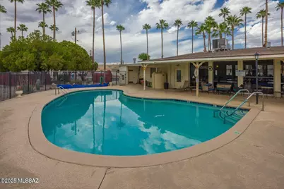 390 N Silverbell Road, Tucson, AZ 85745 - Photo 17