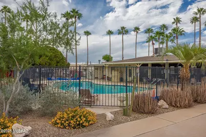 390 N Silverbell Road, Tucson, AZ 85745 - Photo 19