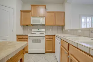 1265 W Via Cerro Colorado, Sahuarita, AZ 85629 - Photo 13