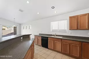 4013 E Shadow Branch Dr, Tucson, AZ 85756 - Photo 13
