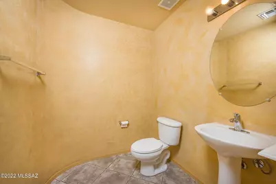 8418 N Sunny Rock Ridge Drive, Tucson, AZ 85743 - Photo 23