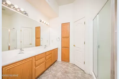 8418 N Sunny Rock Ridge Drive, Tucson, AZ 85743 - Photo 15