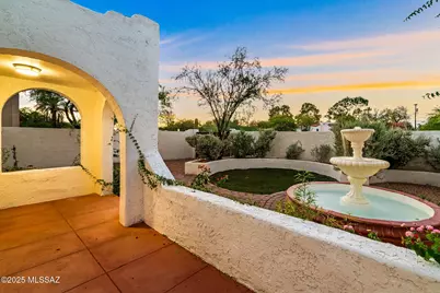 2210 E 6th Street, Tucson, AZ 85719 - Photo 7