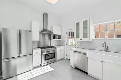 2210 E 6th Street, Tucson, AZ 85719 - Photo 15