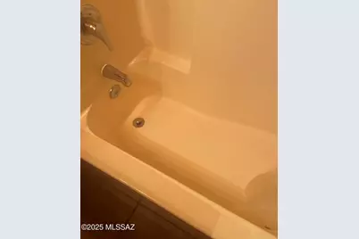 101 S Players Club Drive #14203, Tucson, AZ 85745 - Photo 11