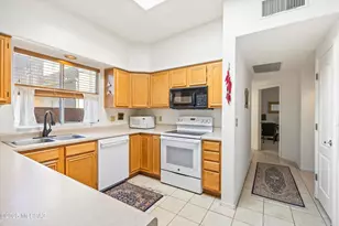 11901 N Labyrinth Dr, Oro Valley, AZ 85737 - Photo 15