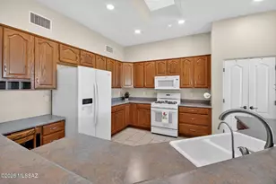8984 S Placita Gama, Vail, AZ 85641 - Photo 11