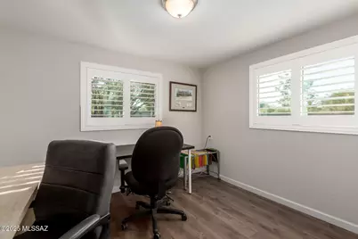 1717 E Allen Road, Tucson, AZ 85719 - Photo 23