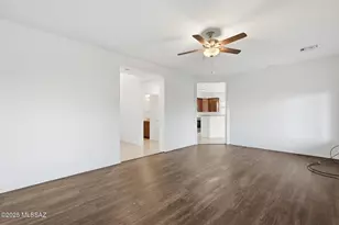 9131 S Whispering Pine Dr, Tucson, AZ 85756 - Photo 17