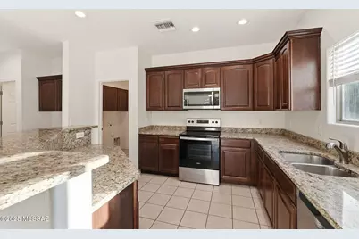 9131 S Whispering Pine Drive, Tucson, AZ 85756 - Photo 15