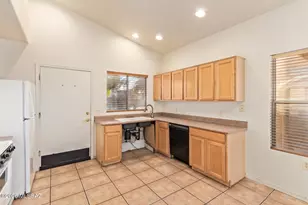 912 W New River St, Tucson, AZ 85704 - Photo 7