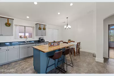 10780 S Piety Hill Drive, Vail, AZ 85641 - Photo 17