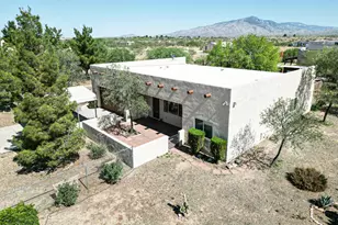 3138 W Green Park Dr, Benson, AZ 85602 - Photo 1