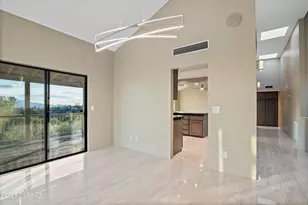 7041 N Skyway Dr, Tucson, AZ 85718 - Photo 13