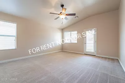 6678 S Stone Fly Drive, Tucson, AZ 85757 - Photo 9