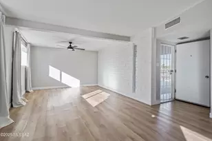 7006 E Flamenco Pl, Tucson, AZ 85710 - Photo 5