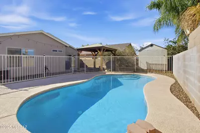 8807 E Mountain Spring Drive, Tucson, AZ 85747 - Photo 17