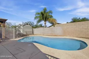 8807 E Mountain Spring Dr, Tucson, AZ 85747 - Photo 21