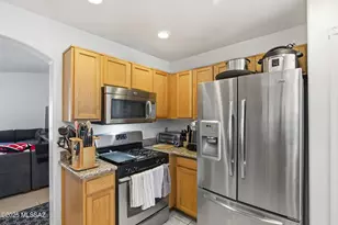 8807 E Mountain Spring Dr, Tucson, AZ 85747 - Photo 7