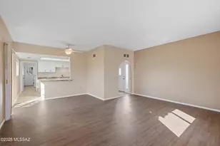 871 N Camino De Luz, Green Valley, AZ 85614 - Photo 7