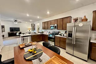 10474 W Beaman Ln, Marana, AZ 85653 - Photo 7