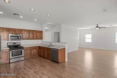 12369 N Globe Mallow Place, Marana, AZ 85658 - Photo 13