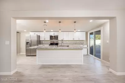 6533 E Calle Bellatrix, Tucson, AZ 85710 - Photo 5