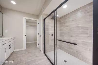 6533 E Calle Bellatrix, Tucson, AZ 85710 - Photo 13