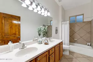 10500 N Starsearcher Pl, Oro Valley, AZ 85737 - Photo 35