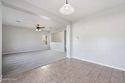 33728 S Colony Drive, Red Rock, AZ 85145 - Photo 11