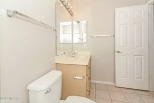 11151 N Desert Flower Dr, Tucson, AZ 85737 - Photo 13