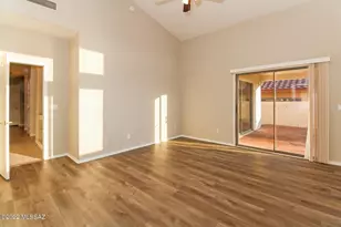 11151 N Desert Flower Dr, Tucson, AZ 85737 - Photo 9