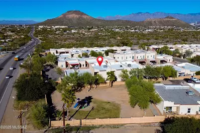 2081 W Cadbury Court, Tucson, AZ 85713 - Photo 31