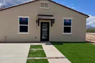 127 Via Venezuela, Rio Rico, AZ 85648 - Photo 3