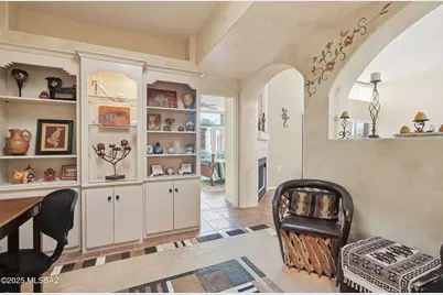 575 W Via Rosaldo, Green Valley, AZ 85614 - Photo 7