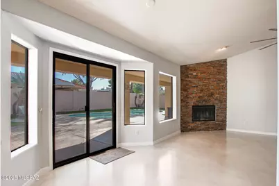 7246 E Shoreline Drive, Tucson, AZ 85715 - Photo 17