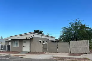 139 E 35th St, Tucson, AZ 85713 - Photo 3