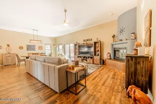 9301 N Moon View Pl, Tucson, AZ 85742 - Photo 13