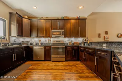 9301 N Moon View Place, Tucson, AZ 85742 - Photo 11