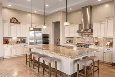 368 W Echo Point Place, Oro Valley, AZ 85755 - Photo 3