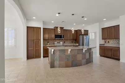 62733 E Sandlewood Road, Saddlebrooke, AZ 85739 - Photo 11