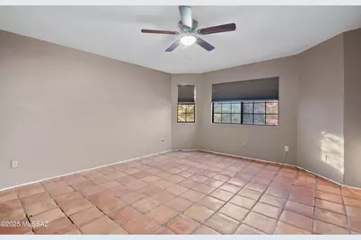 12831 N Meadview Way, Oro Valley, AZ 85755 - Photo 17