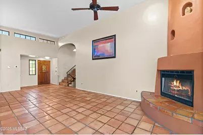 12831 N Meadview Way, Oro Valley, AZ 85755 - Photo 7