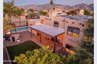 12831 N Meadview Way, Oro Valley, AZ 85755 - Photo 3