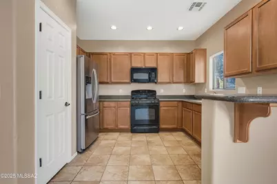 77 N Mail Station Lane, Sahuarita, AZ 85629 - Photo 15