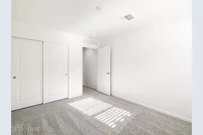 13221 E Paul Marsh Drive, Tucson, AZ 85747 - Photo 17